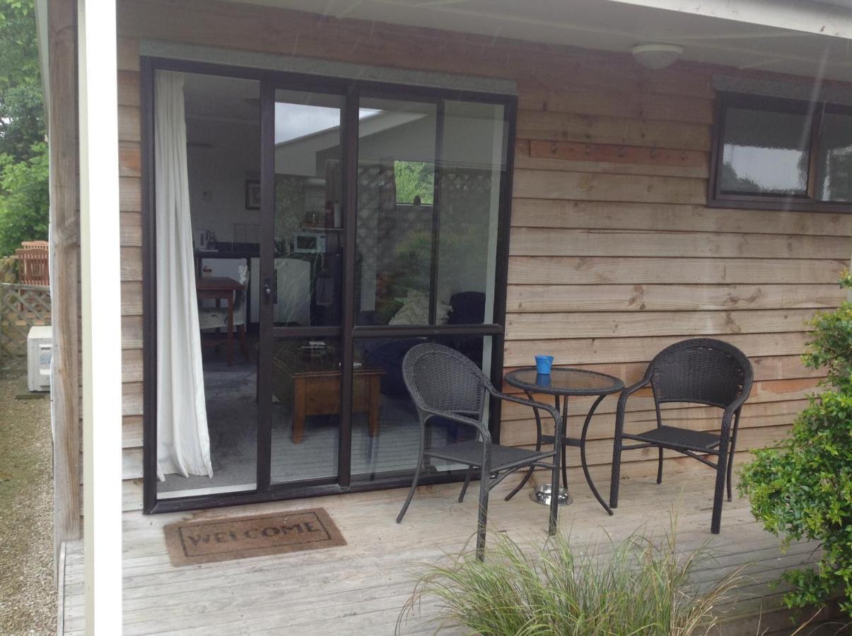 Aratahi Cottages Carterton Bagian luar foto