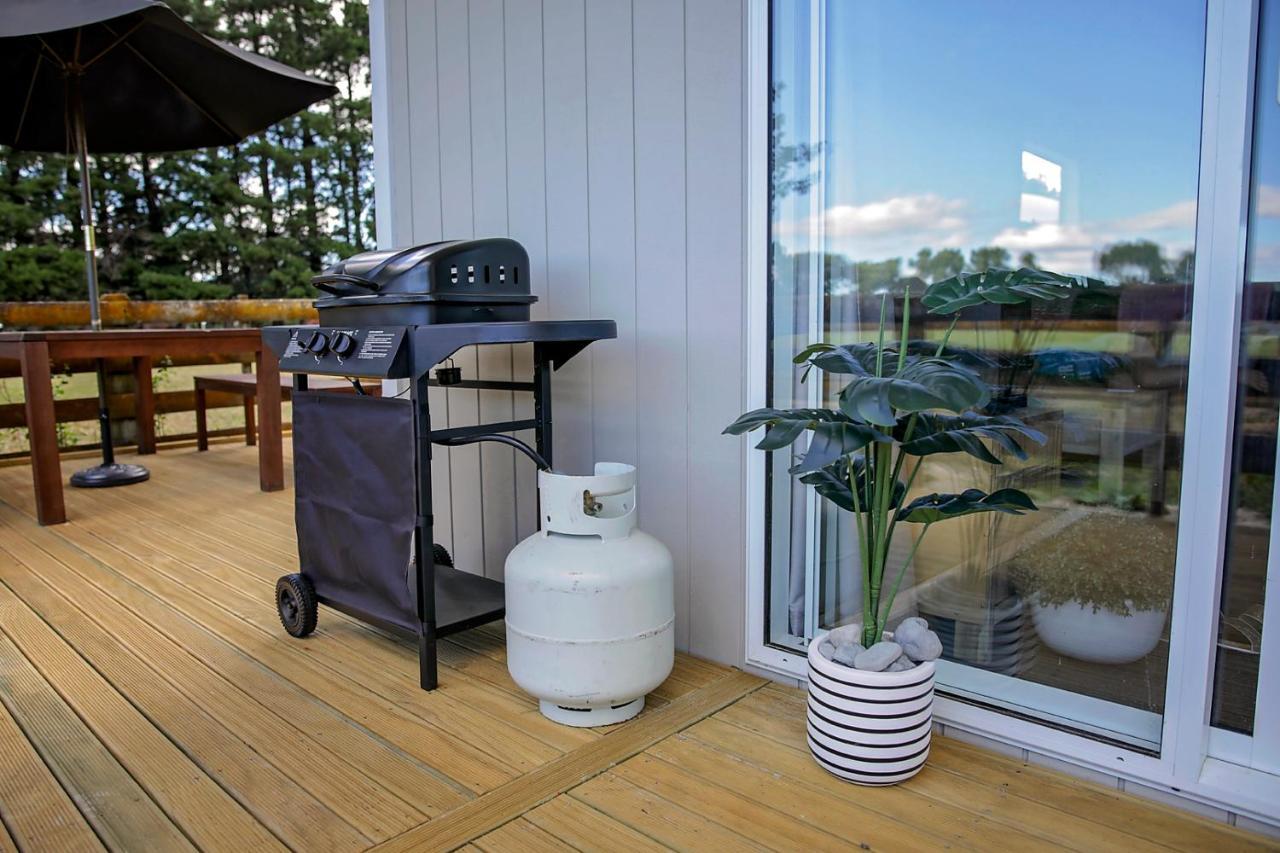 Aratahi Cottages Carterton Bagian luar foto
